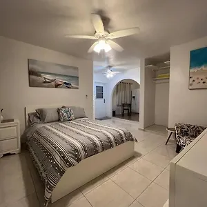 https://playa-y-campo-studio.comcaribbean.com